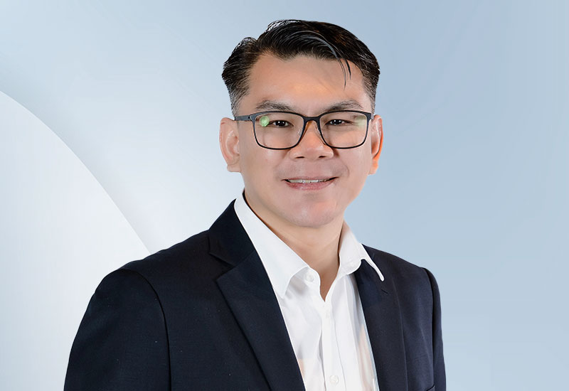 Directores regionales 2 Kelvin Profile Thumbnail